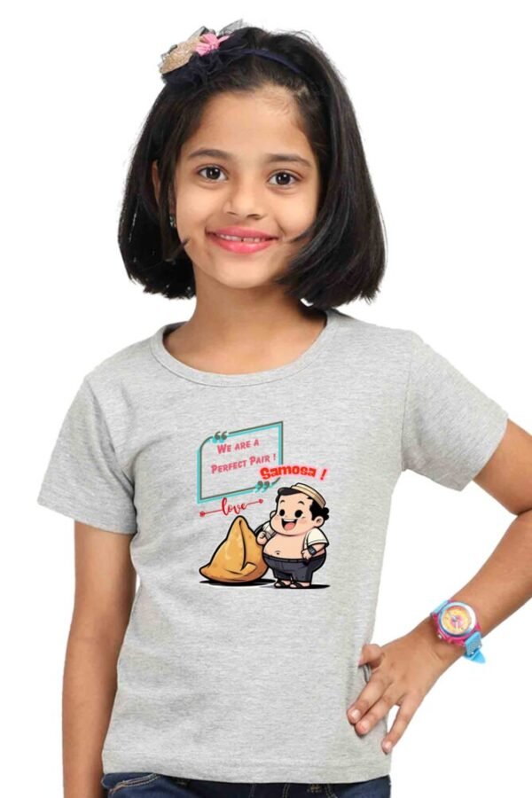 Love Samosa Girls T-shirt - Image 5