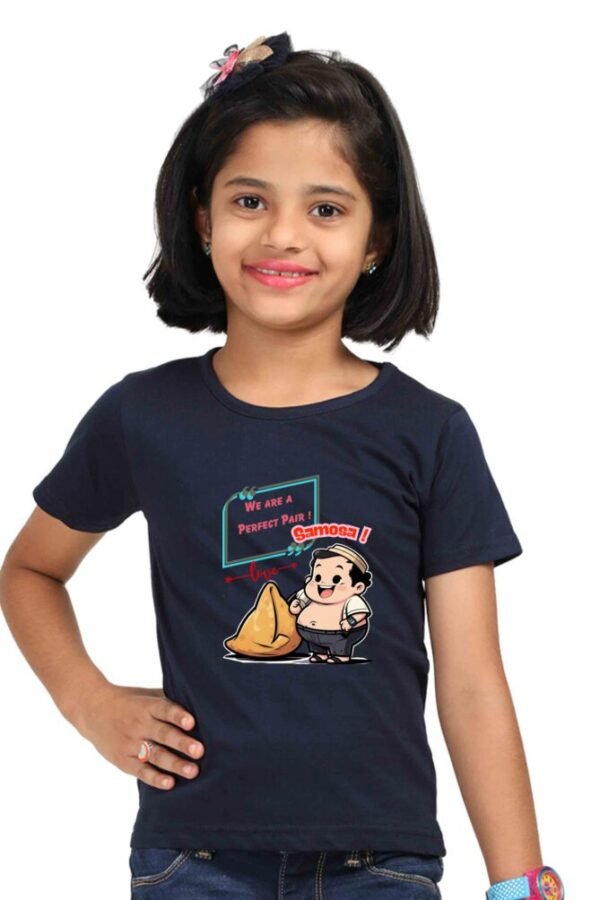 Love Samosa Girls T-shirt - Image 2