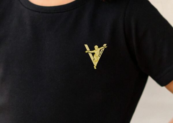 Plain Valiant V Girls T-shirt - Image 2