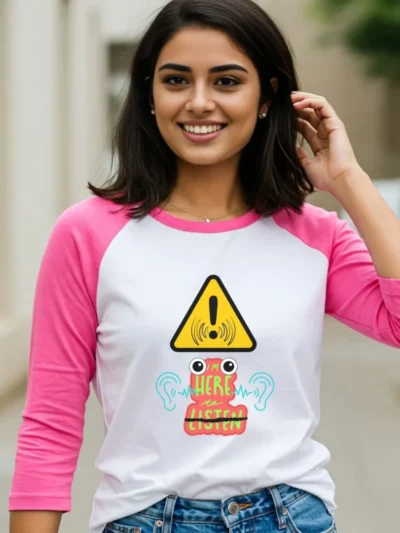 Women Raglan_iam here