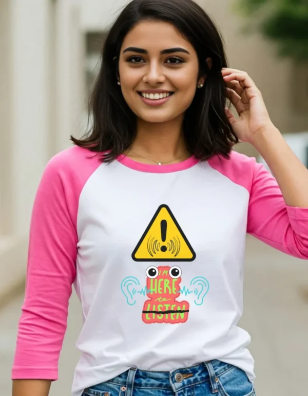Women Raglan_iam here